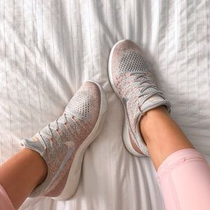 Nike Lunar Epic Sneakers